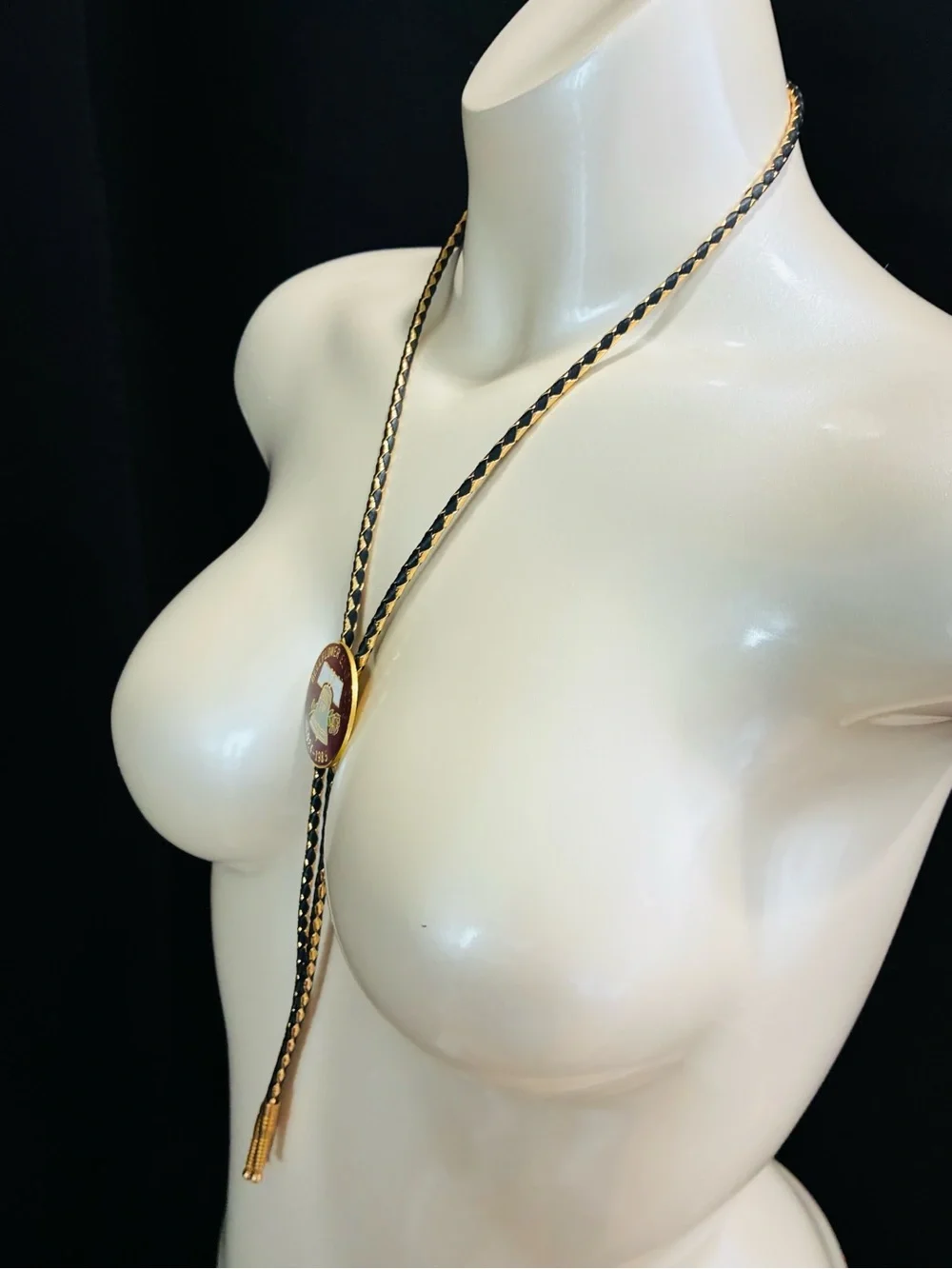 VTG Bellflower, Ca ELKS LODGE 2003 Braided LEA Bolo Necklace with Red Medallion